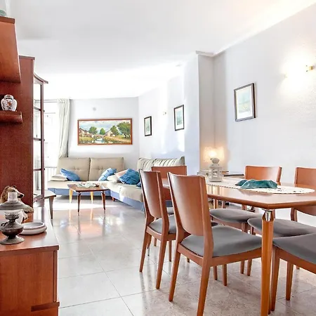 Appartement Pineda Beach Iii